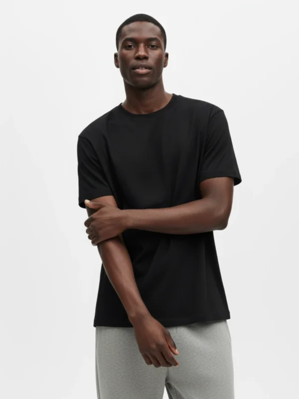 I AM XIS CORE TEE BLACK